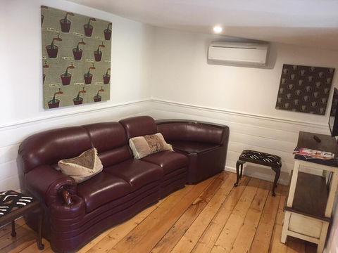 Darcy's Cottage On Piper - Accommodation QLD 1