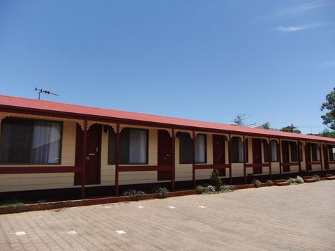 Daydream Motel And Apartments - Accommodation QLD 0