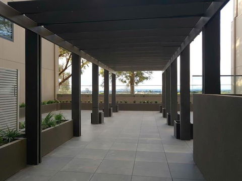 Deakin 2Bed 2Bath And Free Parking - Accommodation QLD 1