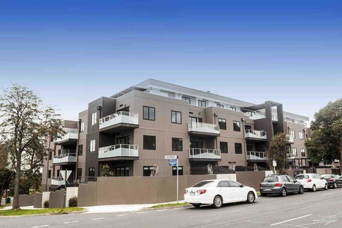 Deakin 2Bed 2Bath And Free Parking - Accommodation QLD 0