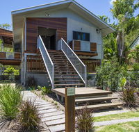 Deb's Shed - Accommodation QLD