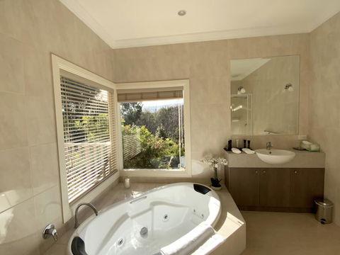Delderfield Cottages - Accommodation QLD 1