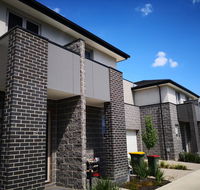 Delicate and Peaceful Bundoora Townhouse 12 - Accommodation QLD