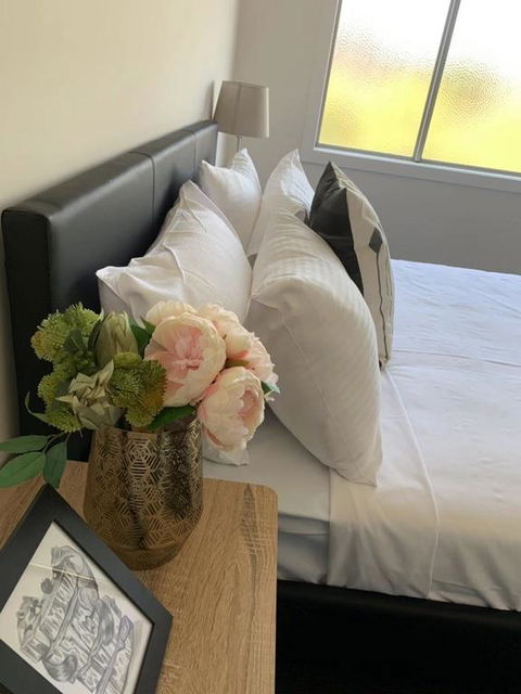 Delicate And Peaceful Bundoora Townhouse 13-R3 - Accommodation QLD 3