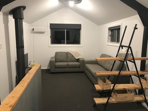 Derby Digs Barn - Accommodation QLD 2