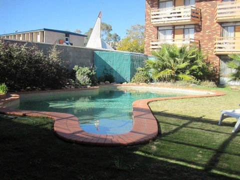 Desert Rose Inn Alice Springs - Accommodation QLD 3
