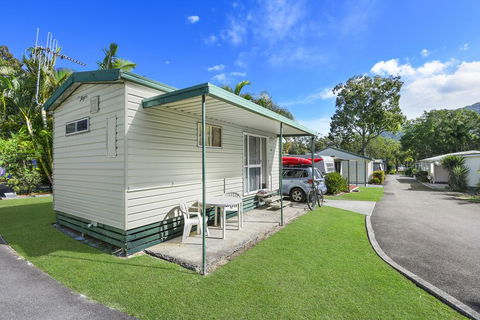 Diamond Waters Caravan Park - Accommodation QLD 1