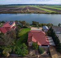 Doreen's - Accommodation QLD