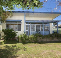 DOUGLAS COTTAGE FORSTER - Accommodation QLD