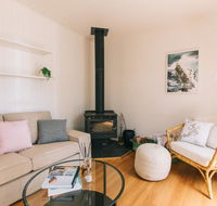 DOVESTONES BY THE SEA - INVERLOCH - Accommodation QLD