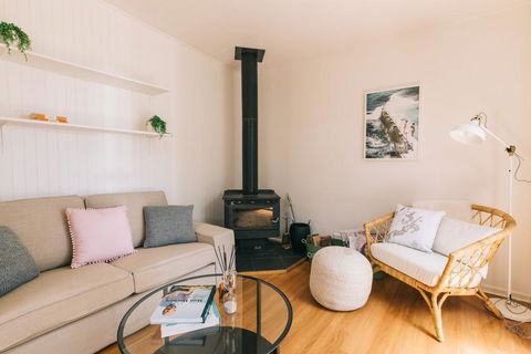 DOVESTONES BY THE SEA - INVERLOCH - Accommodation QLD 0