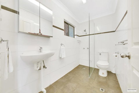 Driftwood On The Beach - Accommodation QLD 1