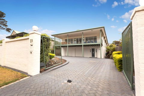 DROMANA BAY VIEWS - DROMANA - Accommodation QLD 3