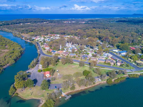 Dunbogan Caravan Park - Accommodation QLD 1