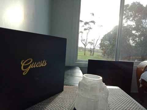 Dyl & Lil's Tiny House On Wheels - Accommodation QLD 3