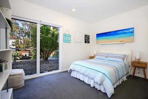 Eagleview - Pet Friendly - 4 Min Walk To Beach - Accommodation QLD 3