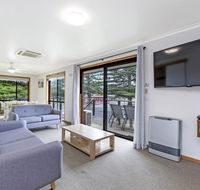 Eastern Beach Units 7 - Accommodation QLD