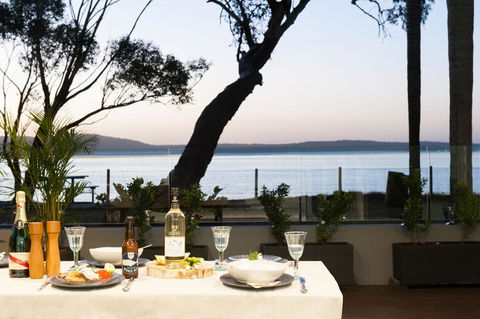 Ebb And Flow @ Corlette - Accommodation QLD 3