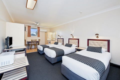 Econo Lodge Savannah Park Tamworth - Accommodation QLD 1