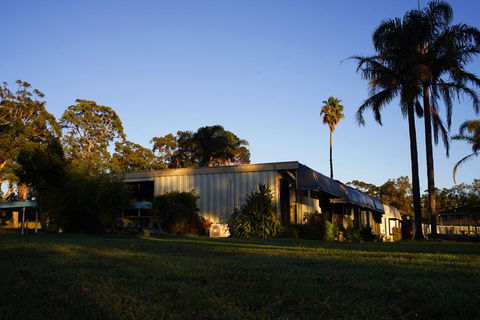 Eden Nimo Motel - Accommodation QLD 1