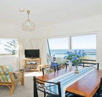 Eden On the Beach - beachside getaway - Accommodation QLD