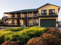 Book Eden Park Accommodation Vacations Accommodation QLD Accommodation QLD