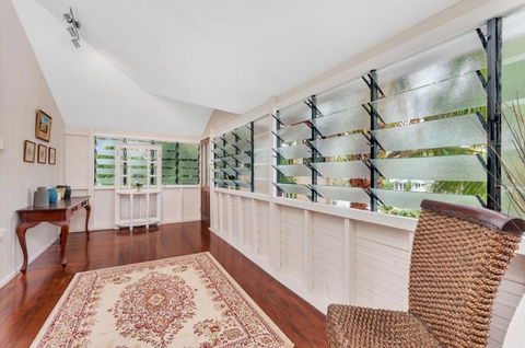 Edge Hill Holiday Home / Cairns - Accommodation QLD 2