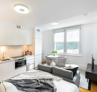 Elegantly Styled Studio In Stunning Glebe Estate - Accommodation QLD