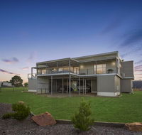 Elevation - Waterviews in Newlands Arm - Accommodation QLD