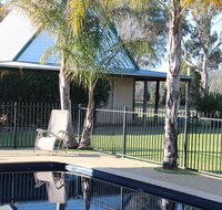 Elinike Guest Cottages - Accommodation QLD