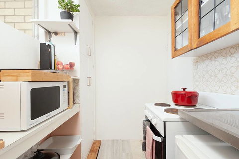 Elizabeth Bay Home With A View - Accommodation QLD 3