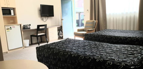 Elizabeth Motor Inn - Accommodation QLD 2