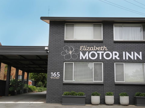 Elizabeth Motor Inn - Accommodation QLD 0