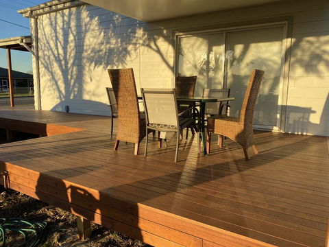 Ellalong Lagoon Home With A View - Accommodation QLD 3