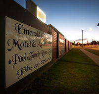 Emerald Gardens Motel  Apartments - Accommodation QLD