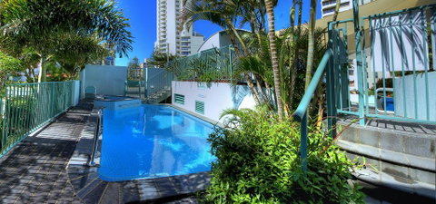 Emerald Sands Holiday Apartments - Accommodation QLD 2