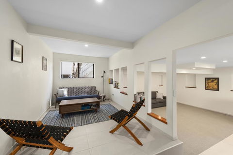 Emerald Seas Beach House - Accommodation QLD 3