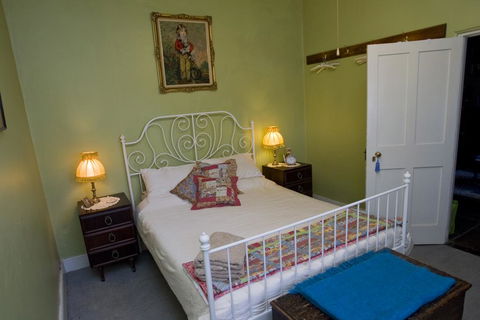 Emma Tiver Heritage Cottage - Accommodation QLD 3