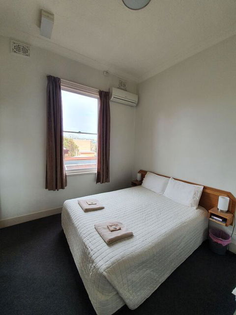Empire Hotel Goulburn - Accommodation QLD 3