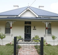 Encore's Delkeith Cottage - Accommodation QLD