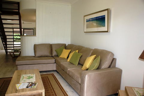 Endless Summer - Accommodation QLD 1