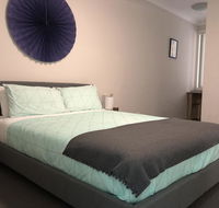 Enjoyable Holiday Home For Group Six - Accommodation QLD