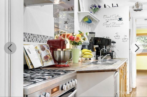 Entire Blaxland Cottage - Accommodation QLD 3