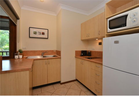 Escape@Hibiscus - Accommodation QLD 3