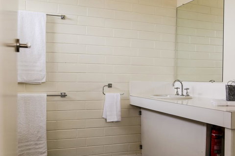 Esperance Coastal Retreat - Accommodation QLD 0