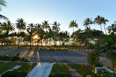 Esplanade Villa - Accommodation QLD 1