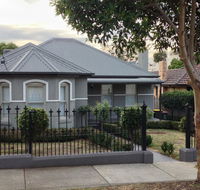 Essendon - home away from home - Accommodation QLD