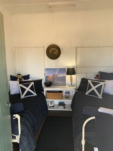 Evanston Station - Accommodation QLD 1