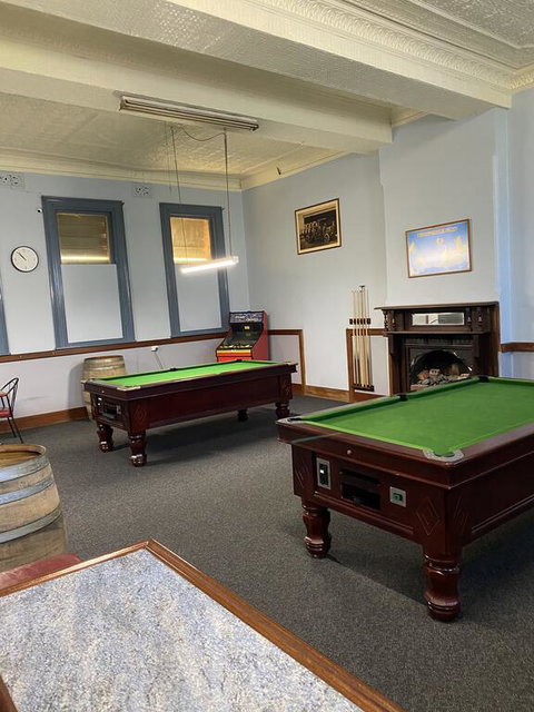 Exchange Hotel Greenbushes - Accommodation QLD 3