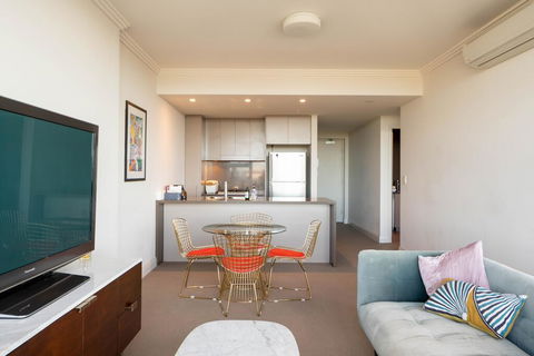 Executive Apartment Sydney Olympic Park - Accommodation QLD 2